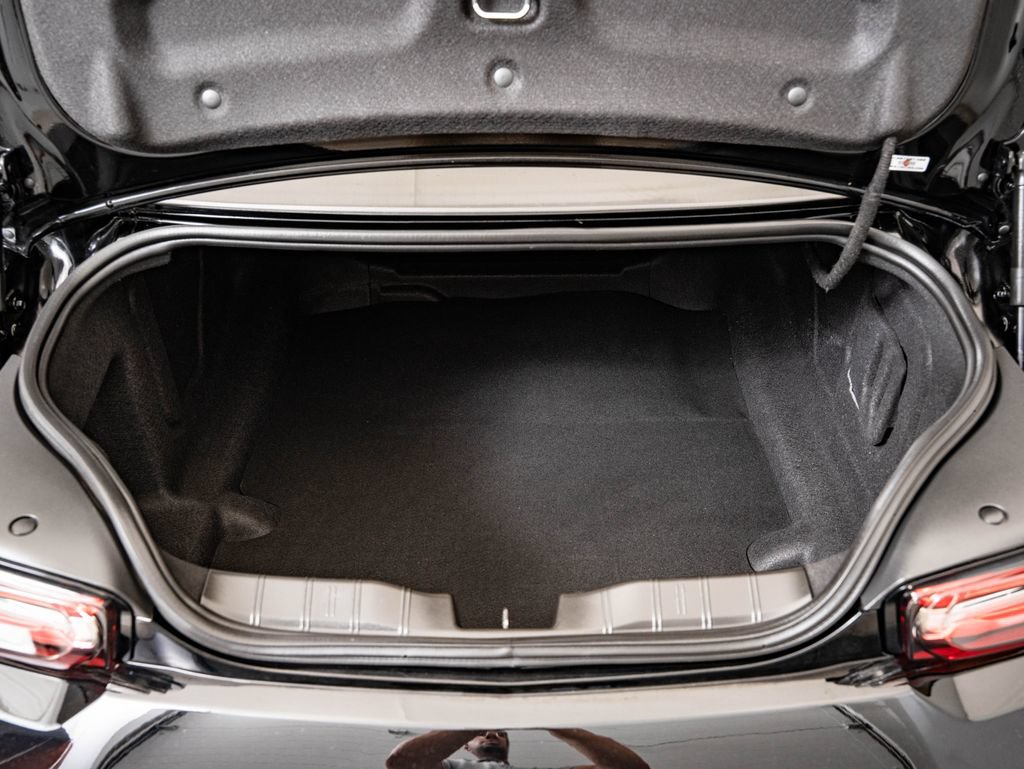 Used 2021 Chevrolet Camaro ZL1 RWD image 19