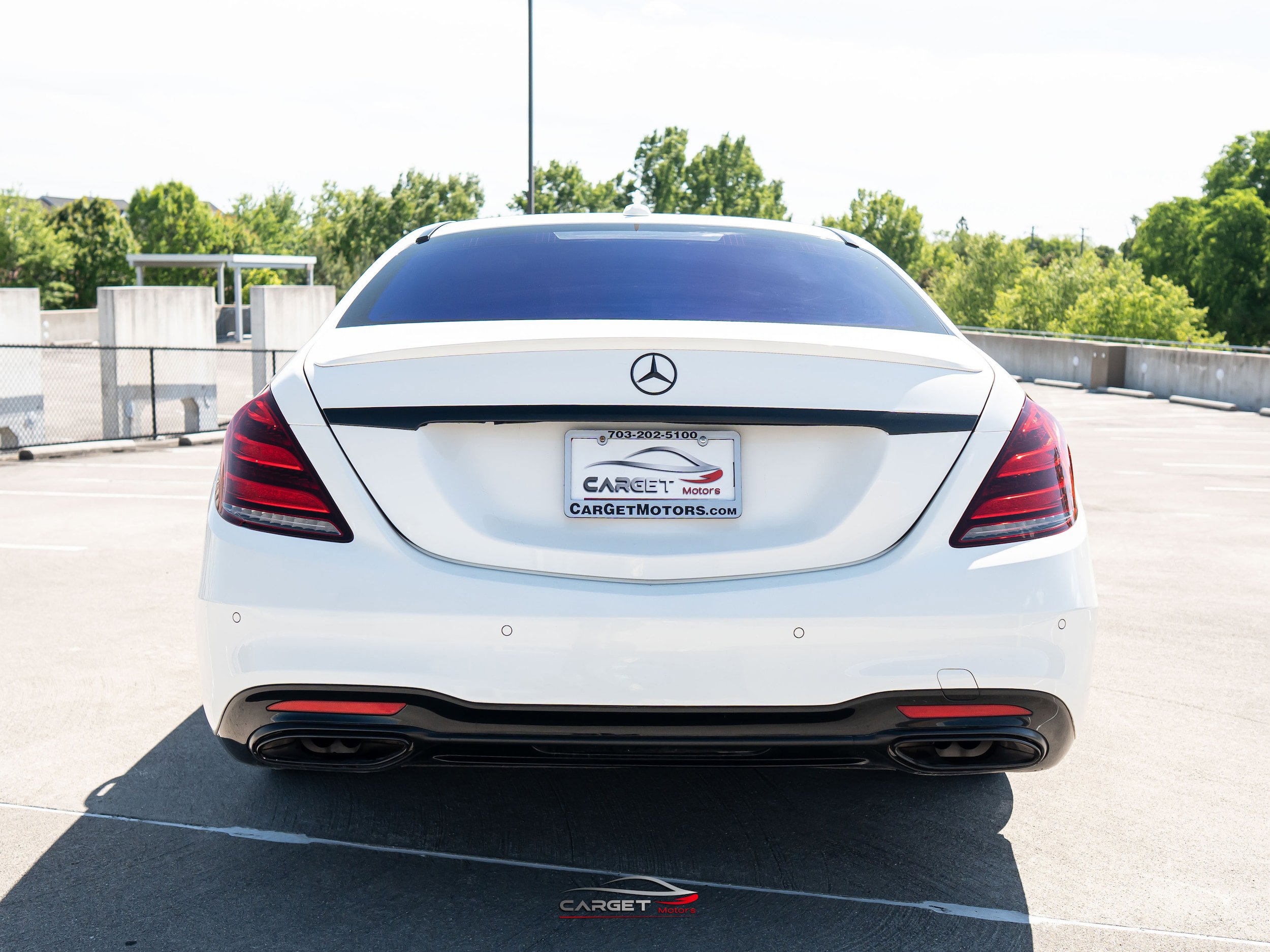 Used 2018 Mercedes-Benz S 560 Sedan w/ AMG Line Exterior image 6