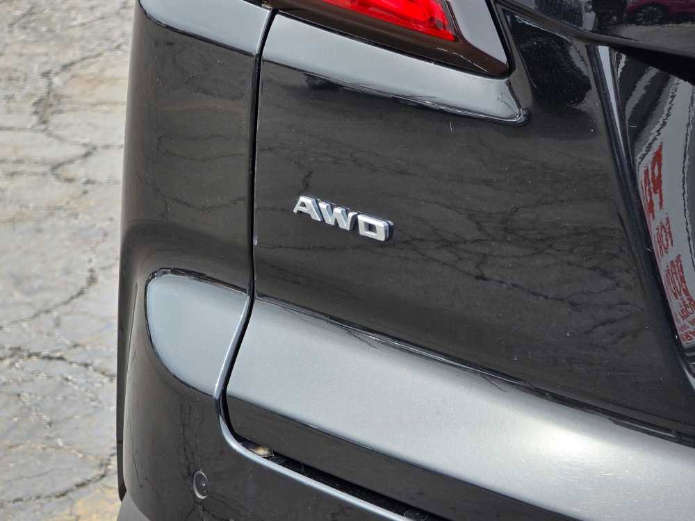 Used 2023 Cadillac XT4 Premium Luxury image 11