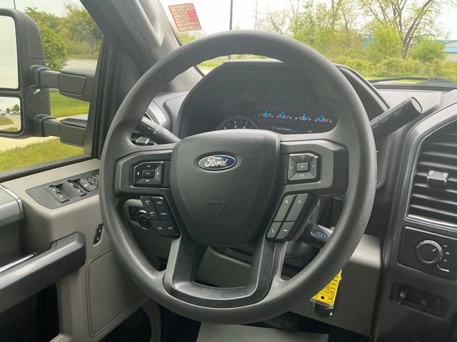 Used 2022 Ford F250 XLT w/ Black Appearance Package AWD/4WD image 21