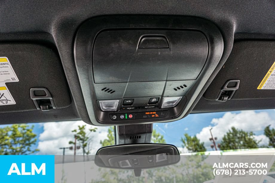 Used 2022 Chevrolet Equinox RS w/ RS Leather Package FWD image 34