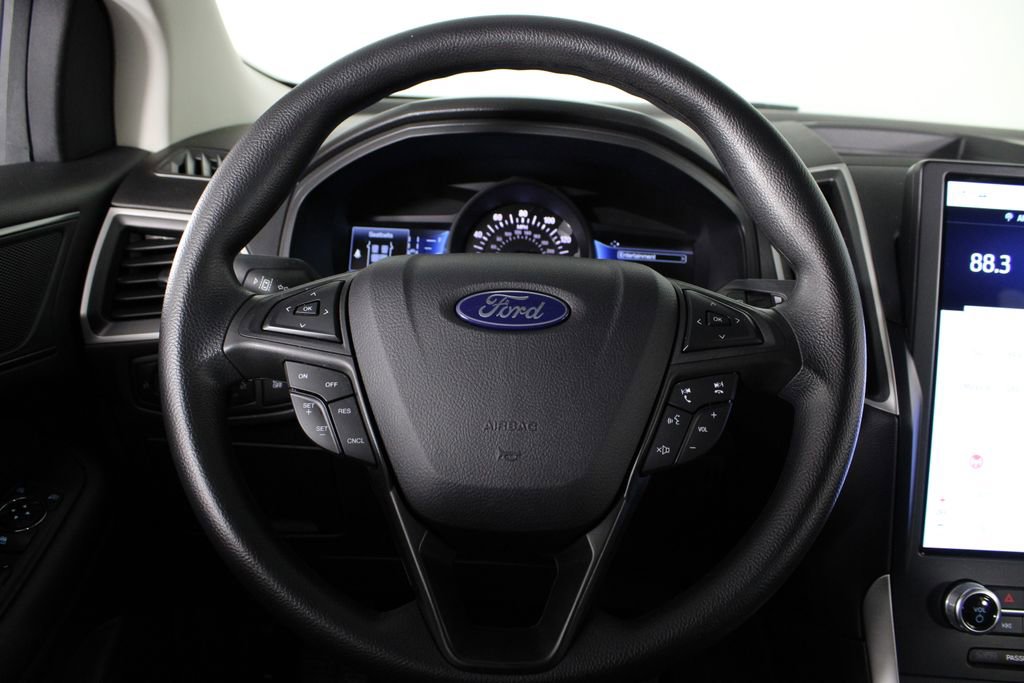 Used 2024 Ford Edge SE w/ Black Appearance Package image 22