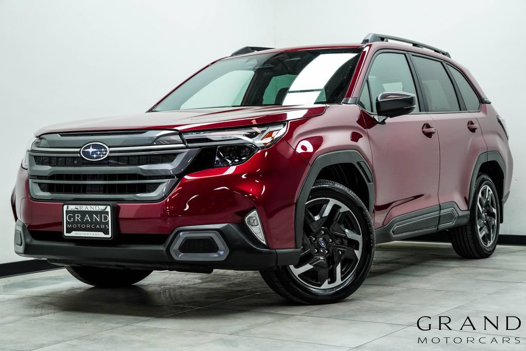 Used 2025 Subaru Forester Limited AWD/4WD image 1