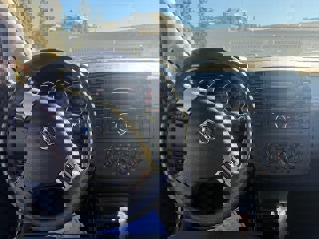 Used 2009 Nissan Versa 1.8 S w/ PWR Pkg image 8