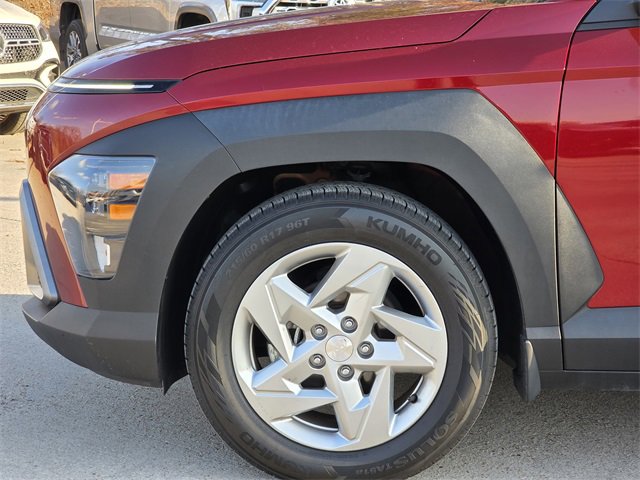 Used 2024 Hyundai Kona SE image 5