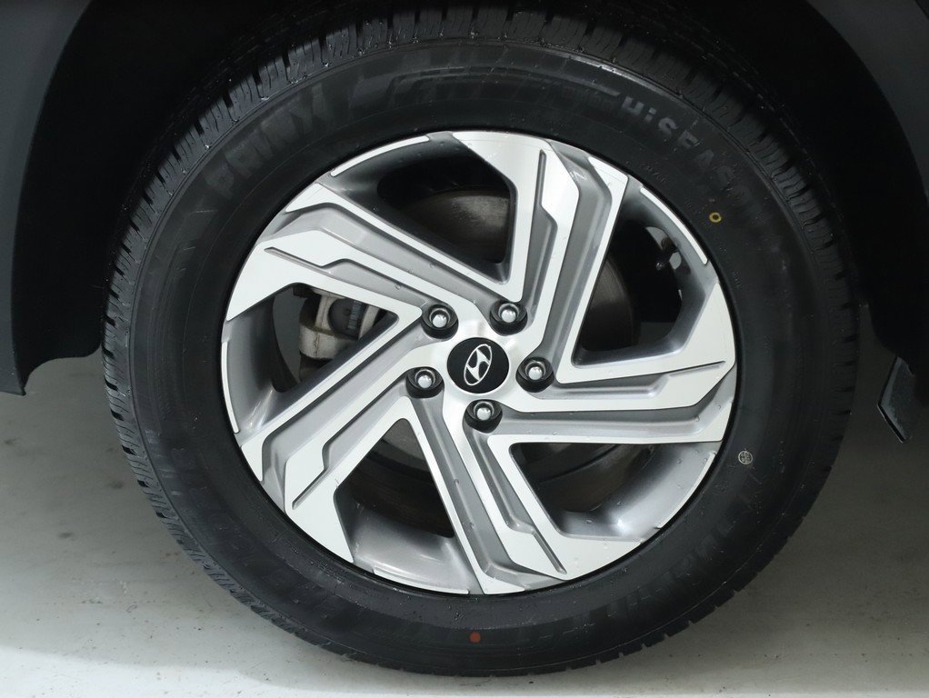 Used 2023 Hyundai Santa Fe SEL image 12