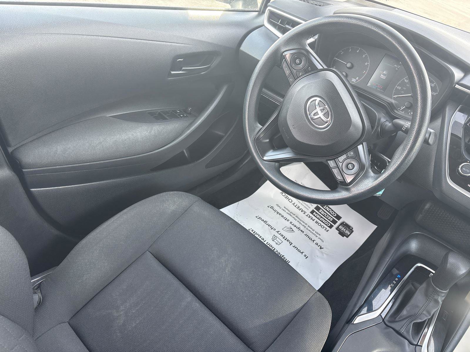 Used 2023 Toyota Corolla LE FWD image 15