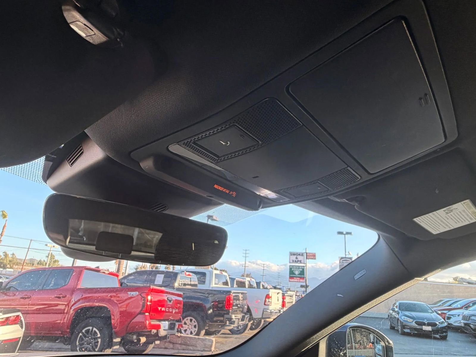 Used 2020 Land Rover Range Rover Evoque S image 26