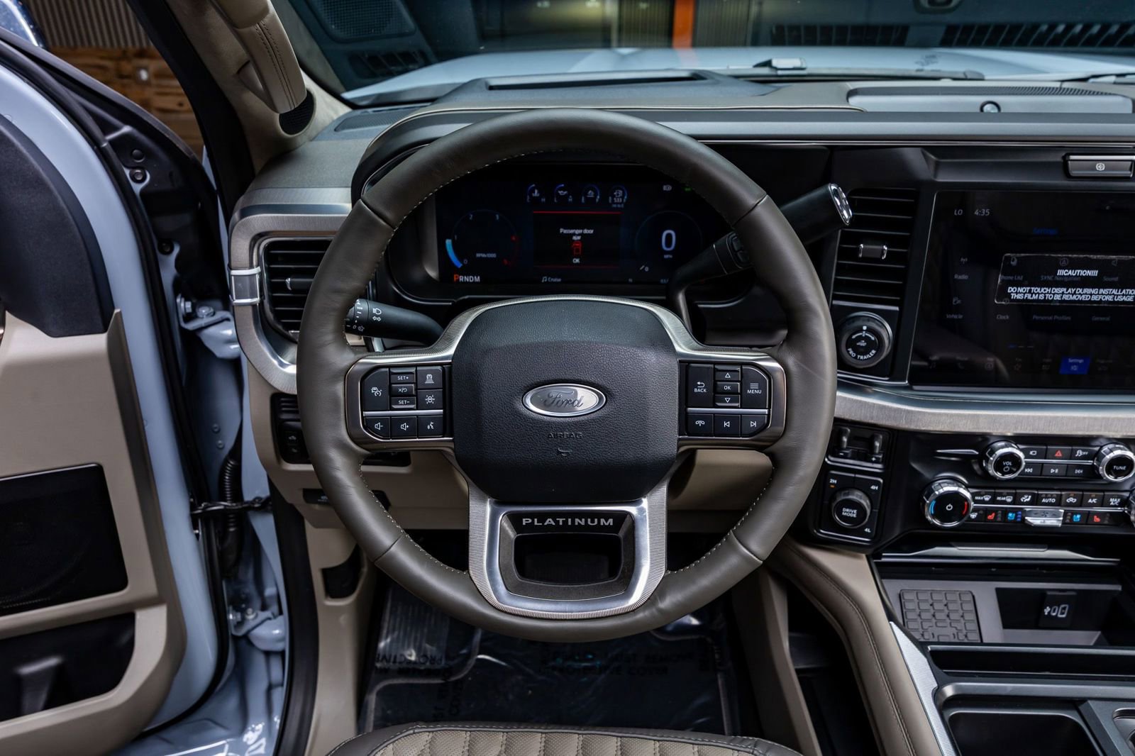 Used 2026 Ford F450 Platinum w/ Platinum Plus Package image 19