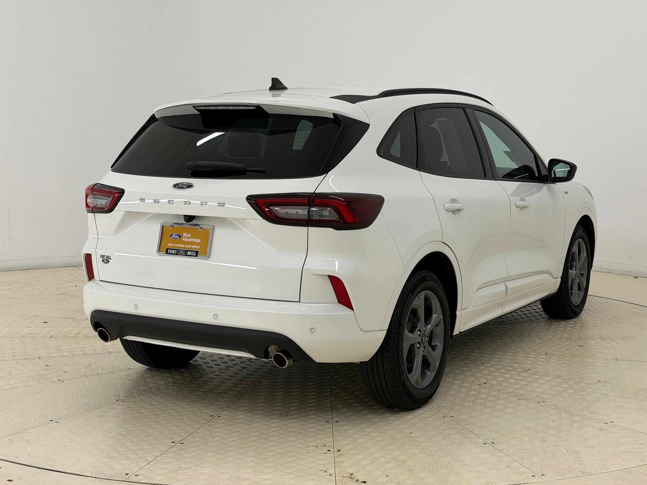 Certified 2023 Ford Escape ST-Line w/ Tech Pack #1 FWD image 9