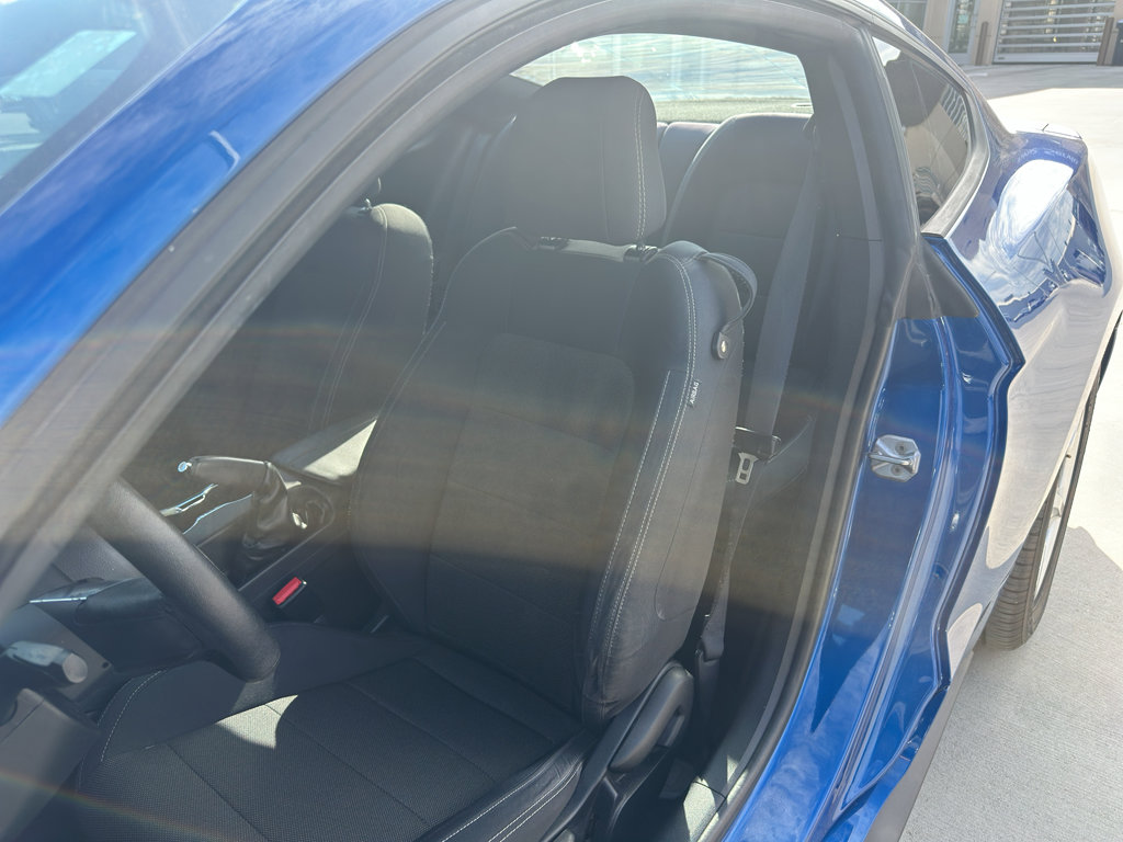 Used 2017 Ford Mustang Coupe image 23