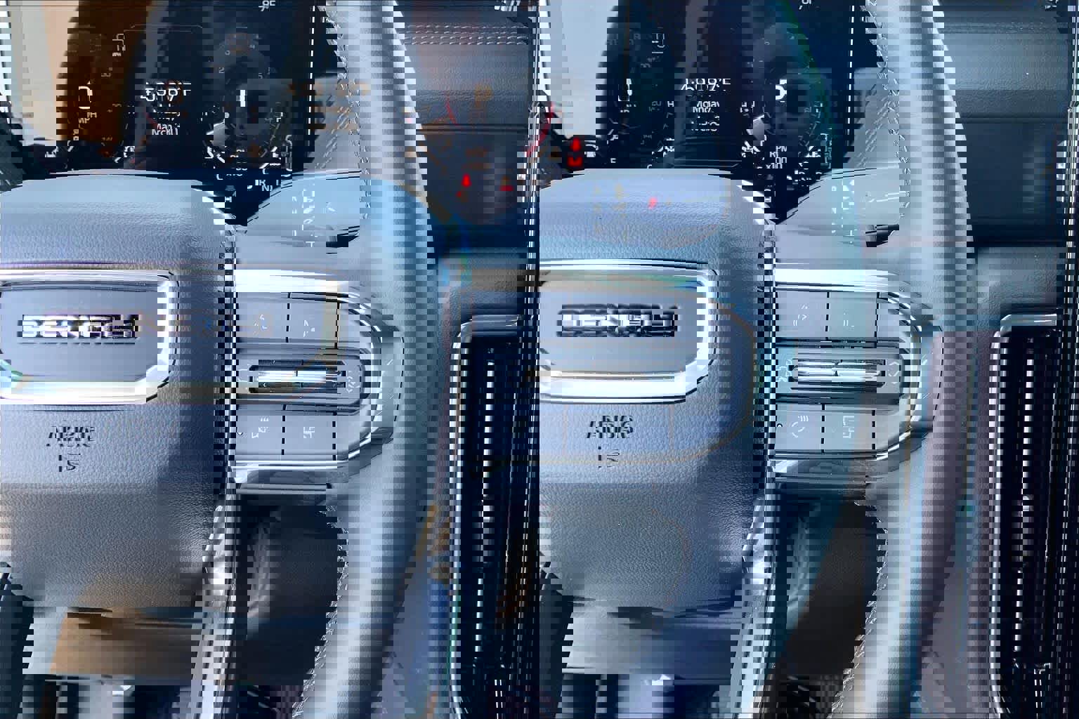 Used 2025 GMC Yukon Denali w/ LPO, Floor Liner Package image 22