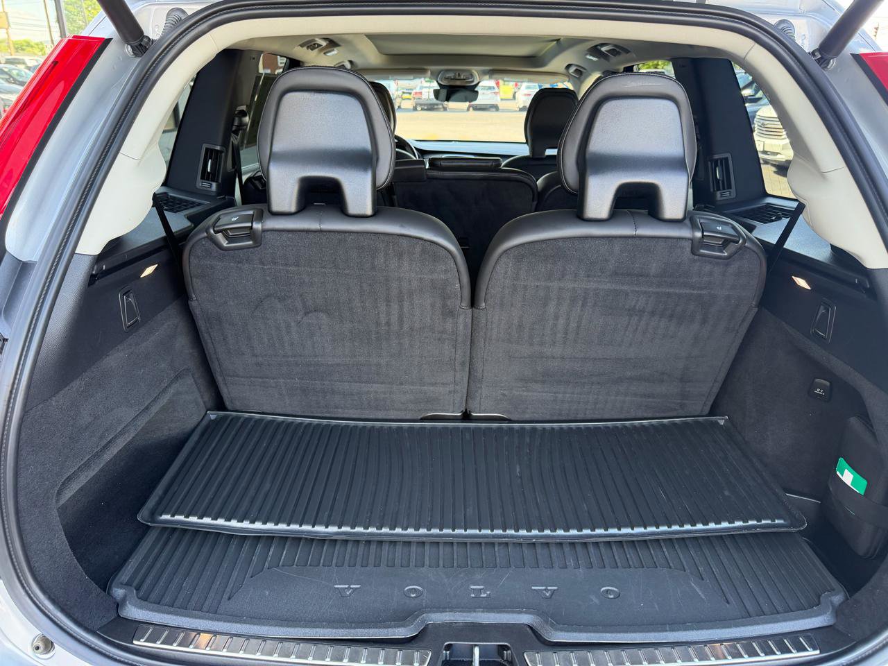 Used 2024 Volvo XC90 B5 Core w/ Protection Package Premier AWD/4WD image 23