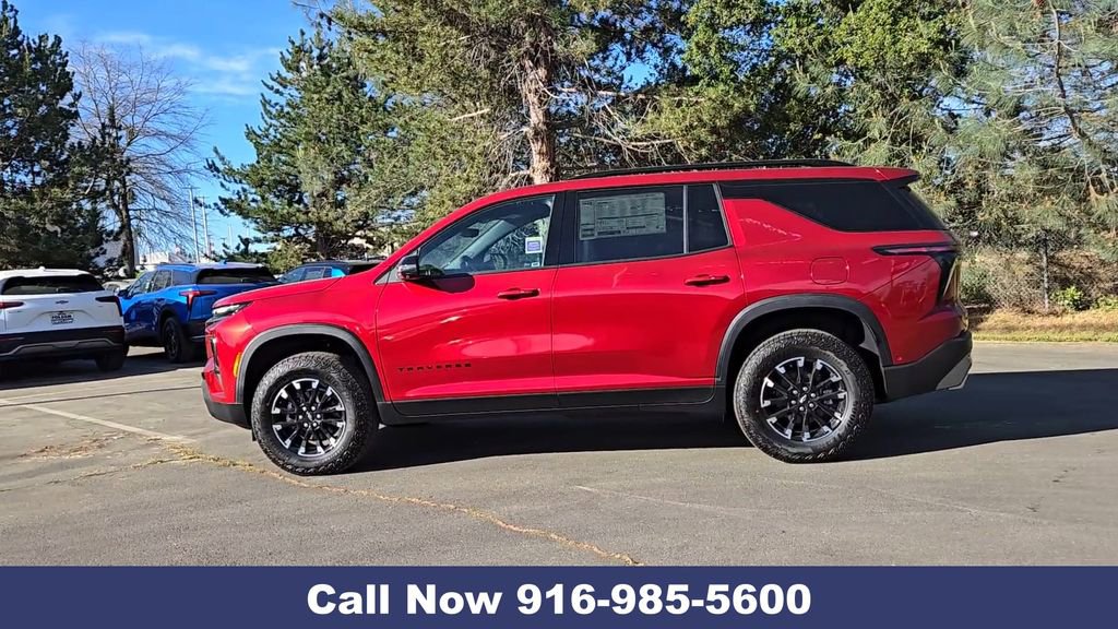 New 2026 Chevrolet Traverse Z71 w/ Enhanced Driving Package image 8