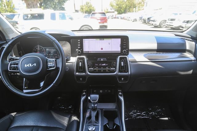 Certified 2023 Kia Sorento S w/ Panoramic Sunroof Package FWD image 13