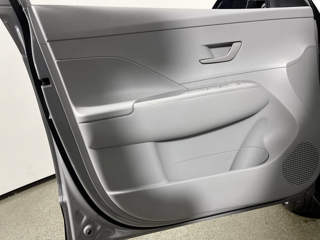 Certified 2024 Hyundai Kona SEL AWD/4WD image 19