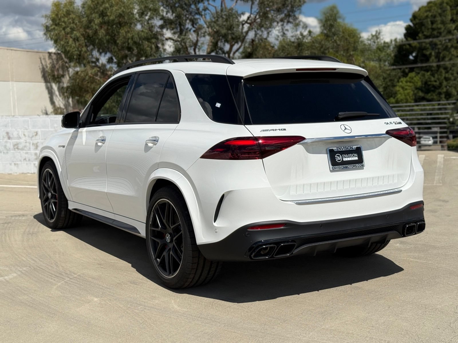 New 2026 Mercedes-Benz GLE 63 AMG S image 9