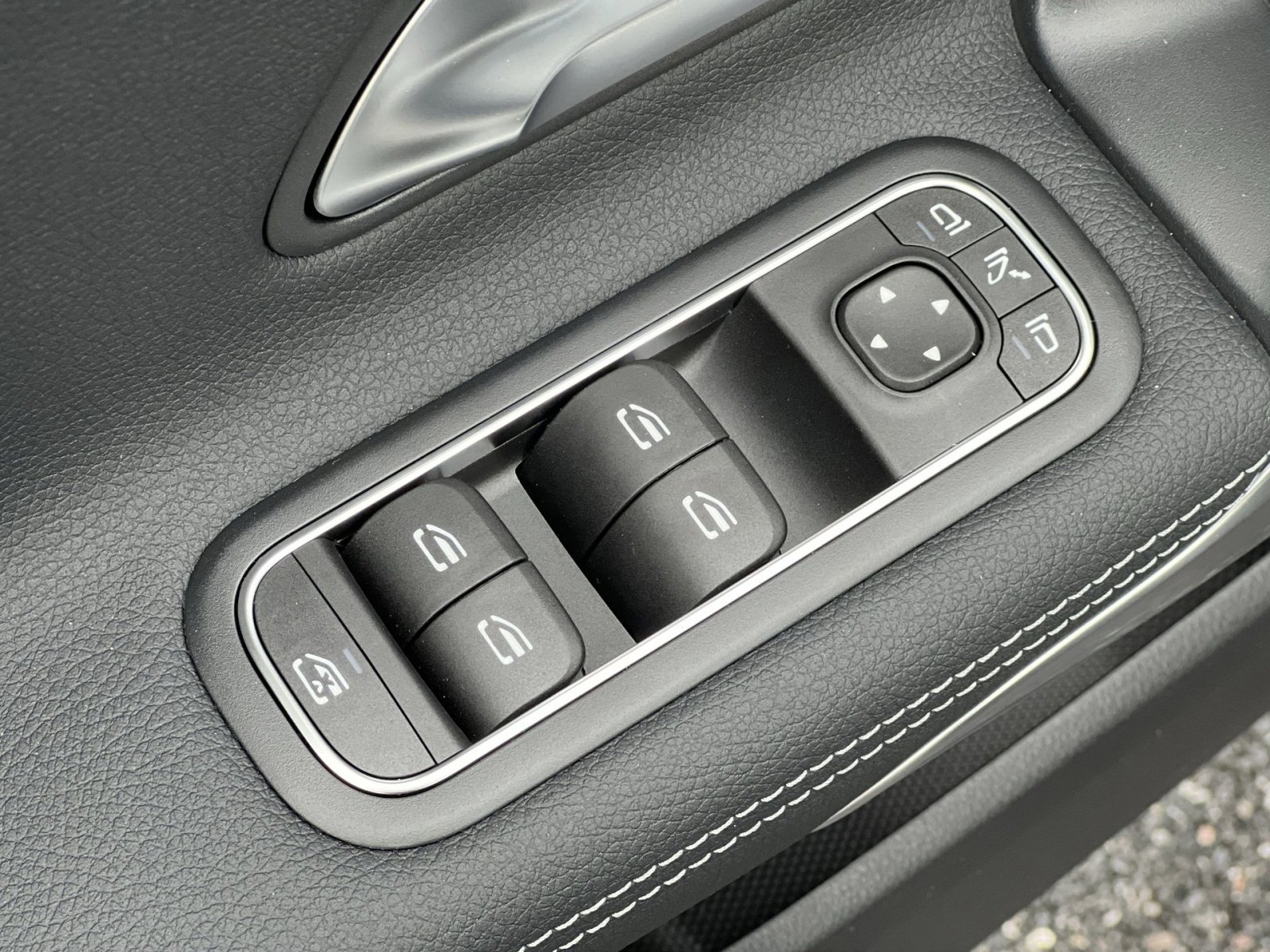 New 2026 Mercedes-Benz CLA 250 4MATIC image 13