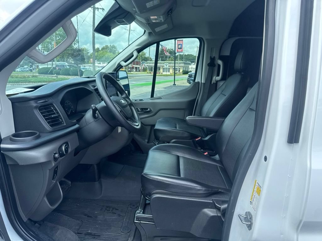 Certified 2025 Ford Transit 350 Low Roof AWD image 10