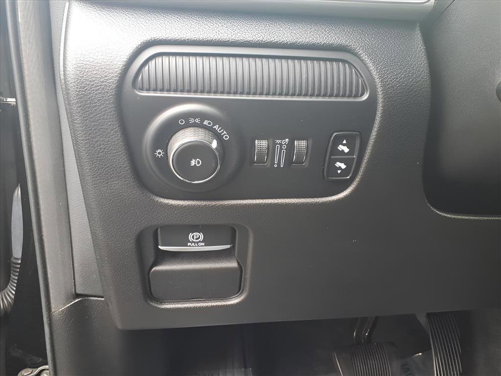 Used 2022 Jeep Wagoneer Series III image 18