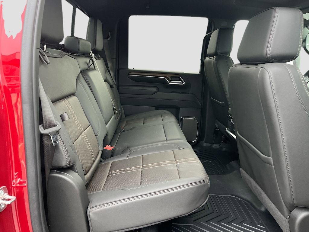 Used 2025 Chevrolet Silverado 3500 High Country image 28