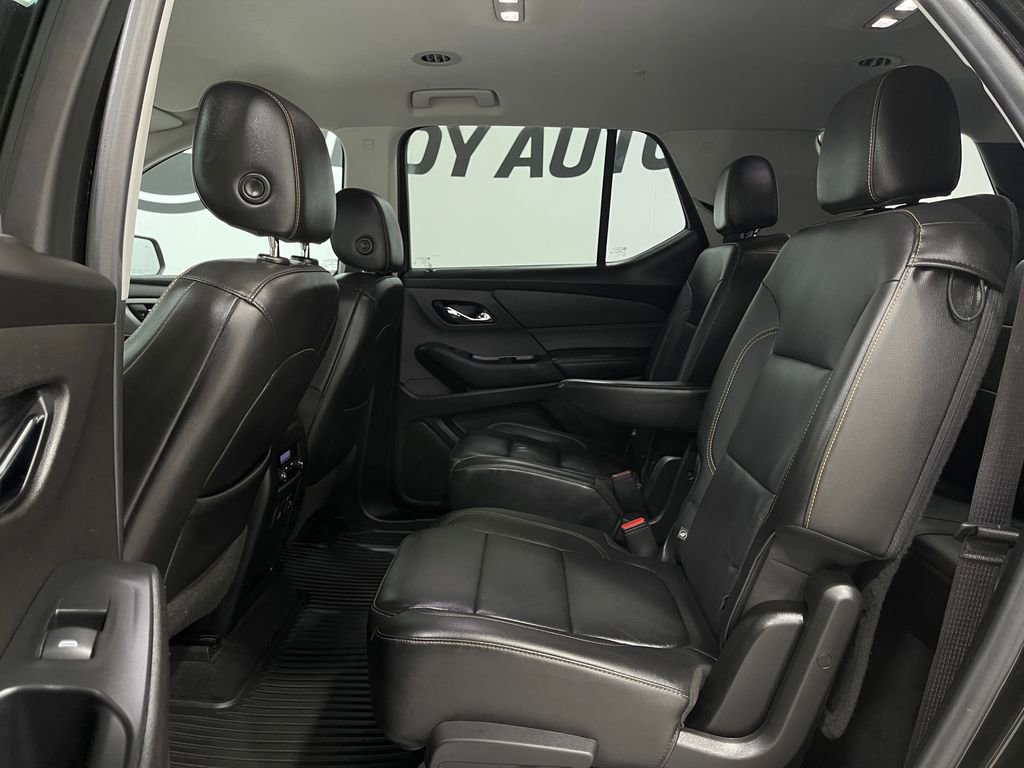 Used 2021 Chevrolet Traverse RS w/ LPO, 'HIT The Road' Package image 30