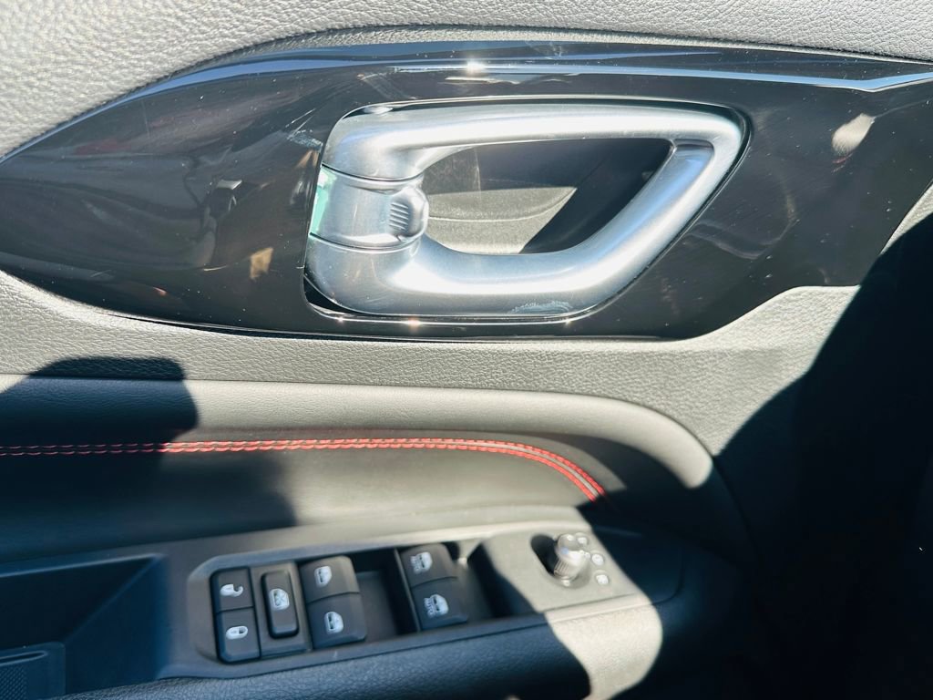 Certified 2022 Jeep Compass Trailhawk image 19