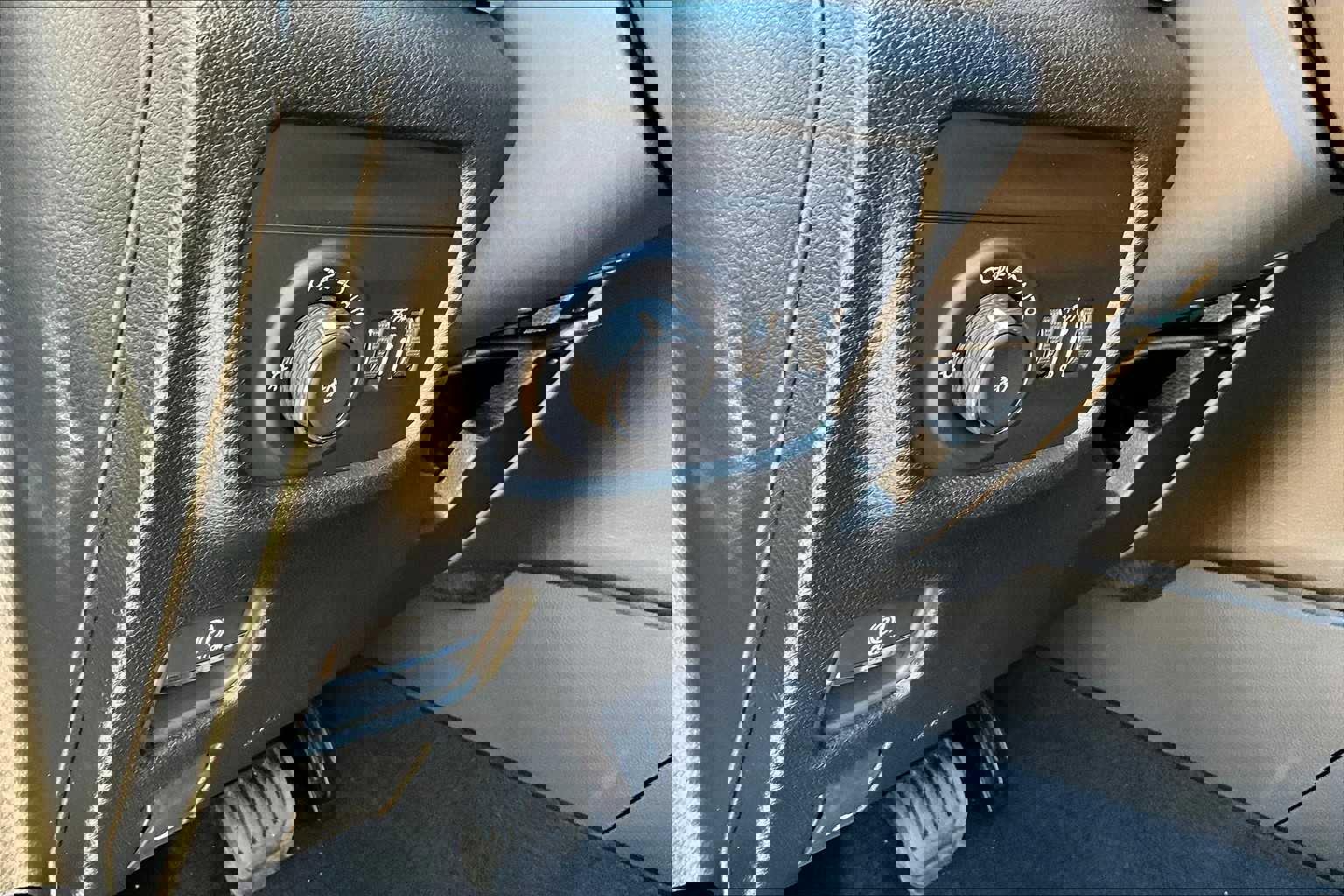 New 2025 Jeep Grand Cherokee Limited w/ Black Appearance Package image 18