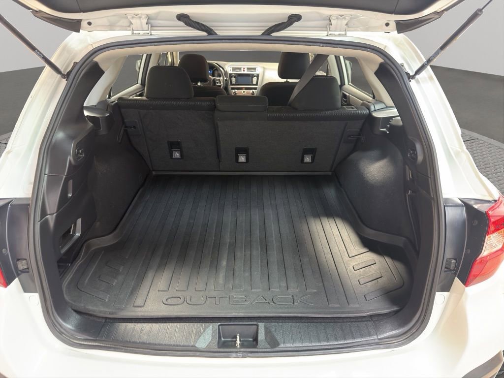 Used 2019 Subaru Outback 2.5i AWD/4WD image 18
