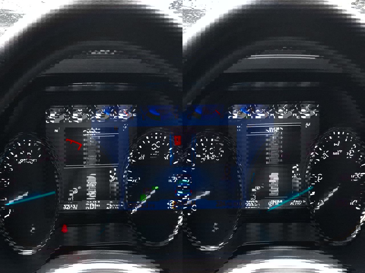 Used 2023 Ford Expedition XLT image 18