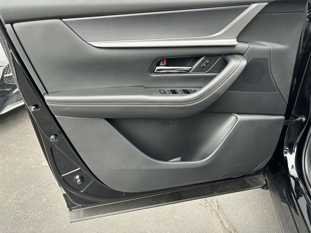 New 2025 MAZDA CX-70 Plug-In Hybrid w/ Premium Pkg image 13