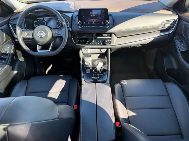 Certified 2023 Nissan Rogue SV w/ SV Premium B Package AWD/4WD image 32