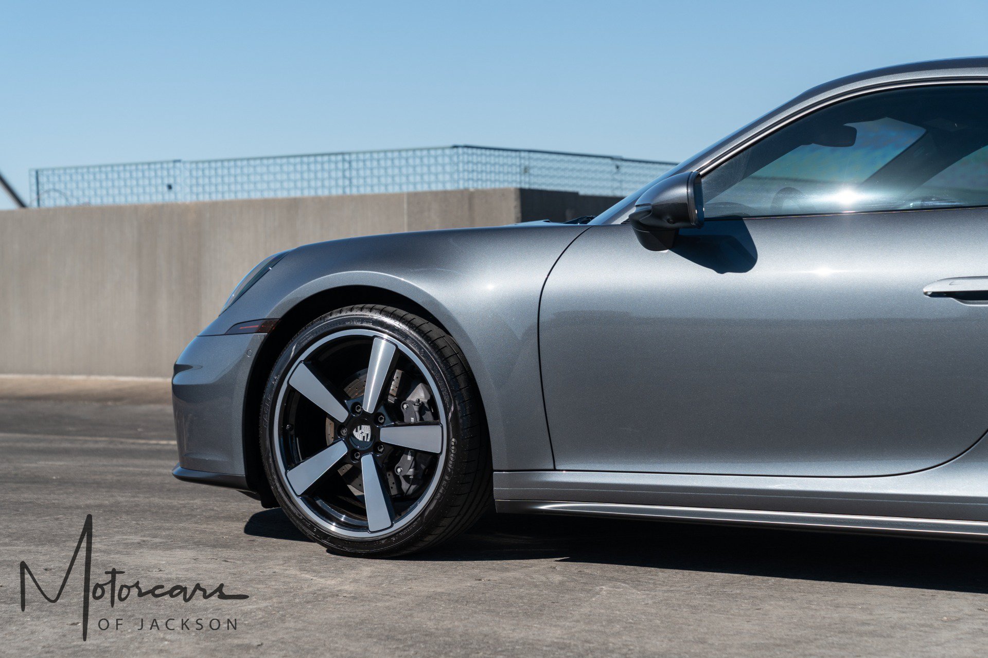 Used 2025 Porsche 911 Carrera RWD image 30
