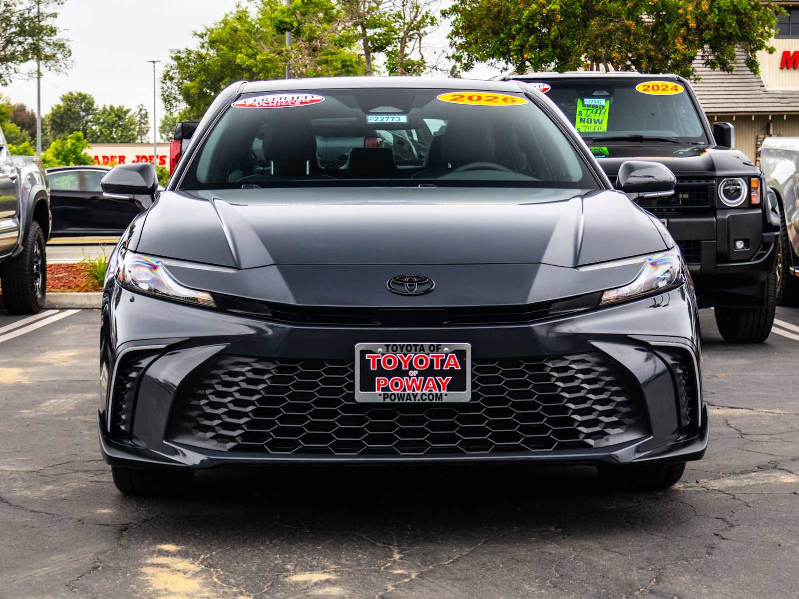 Used 2026 Toyota Camry SE FWD image 2