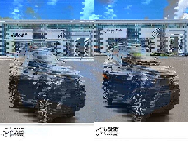 Used 2018 Toyota RAV4 LE w/ Carpet Mat Package