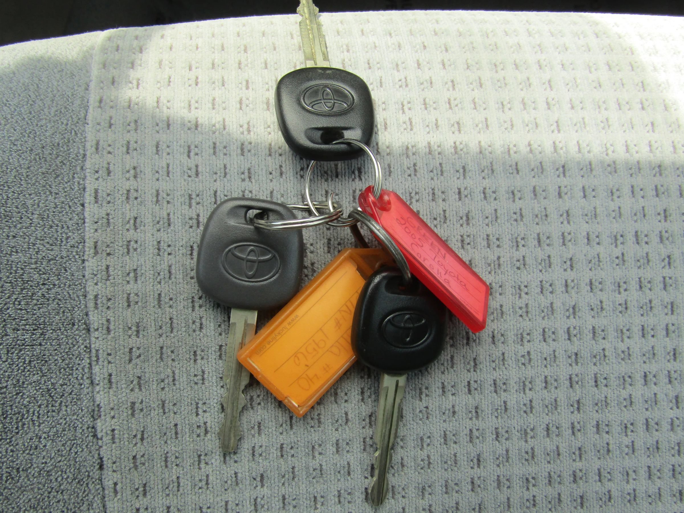 Used 2005 Toyota Corolla CE FWD image 23