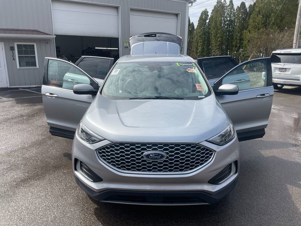 Used 2024 Ford Edge SEL AWD/4WD image 29