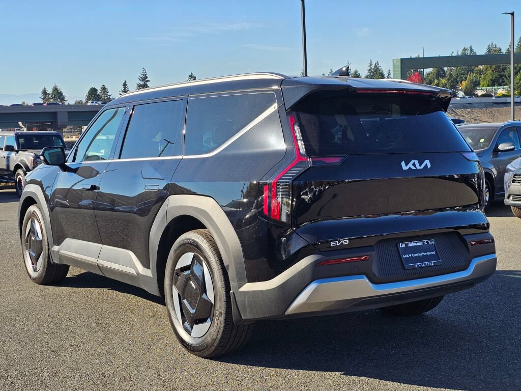 Certified 2024 Kia EV9 Wind AWD/4WD image 46