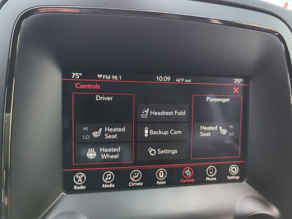 Used 2018 Dodge Durango GT w/ Blacktop Package AWD/4WD image 17