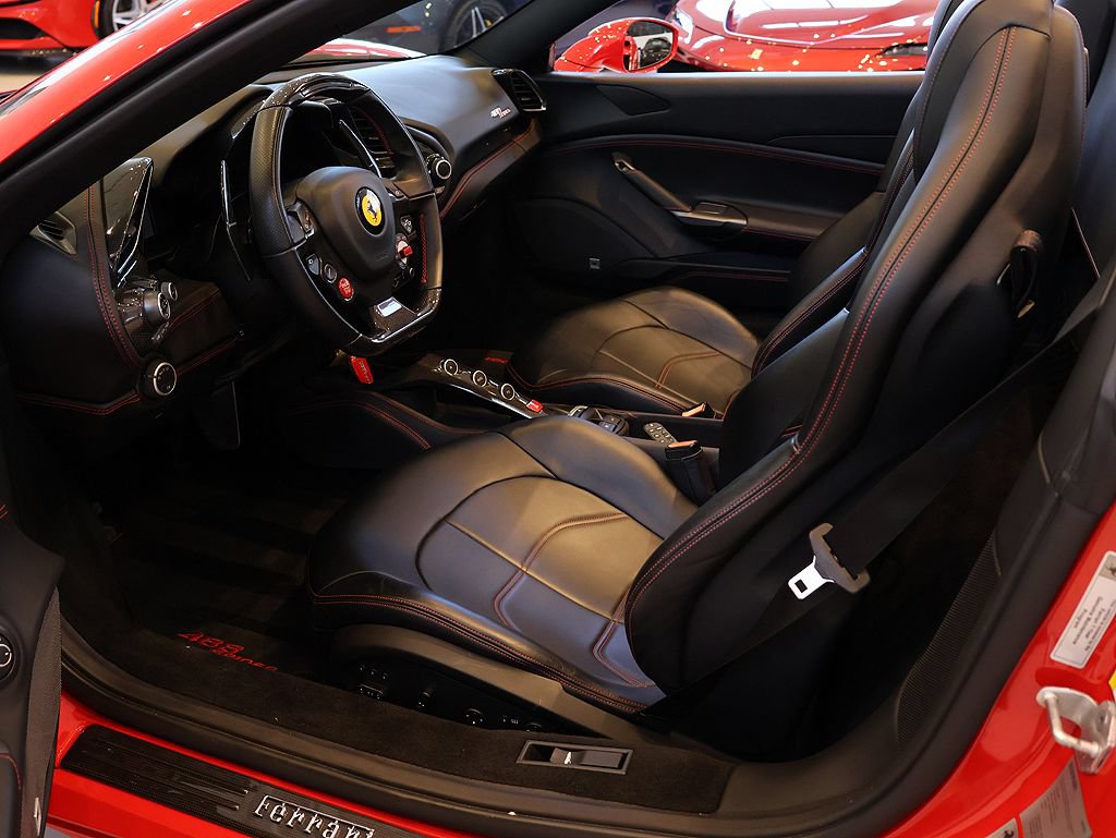 Certified 2017 Ferrari 488 Spider RWD image 4