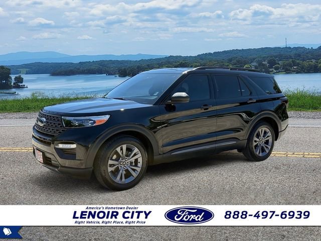 Certified 2021 Ford Explorer XLT w/ Equipment Group 202A RWD image 7