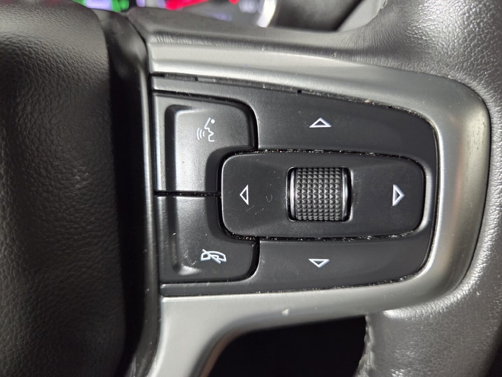 Used 2020 Chevrolet Silverado 1500 LT w/ Convenience Package RWD image 18