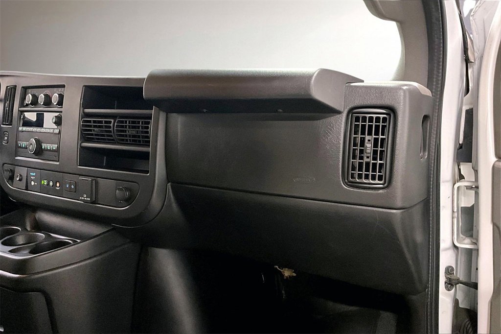 Used 2020 Chevrolet Express 3500 LT w/ LT Preferred Equipment Group image 25