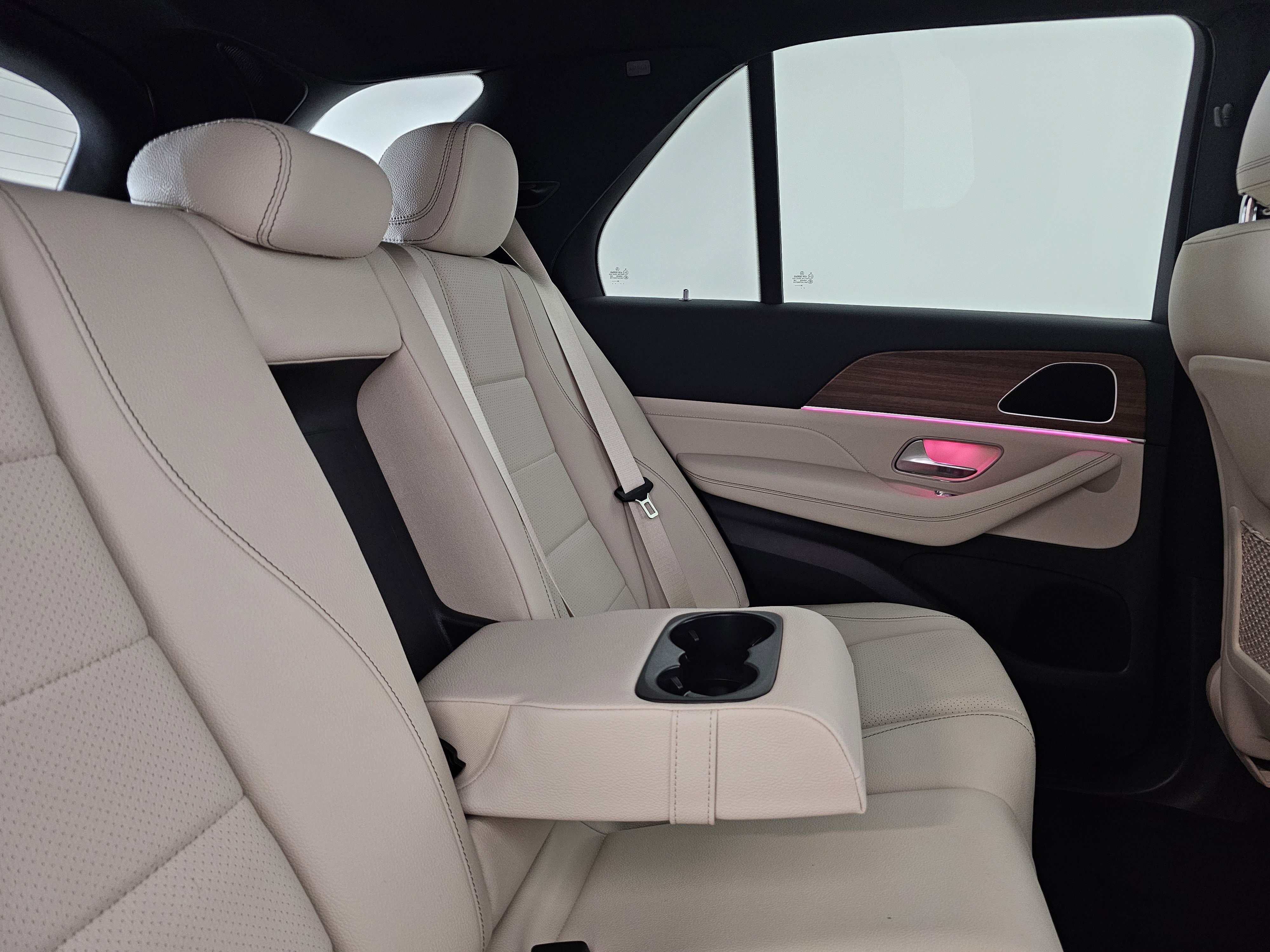 Used 2025 Mercedes-Benz GLE 450 4MATIC image 30