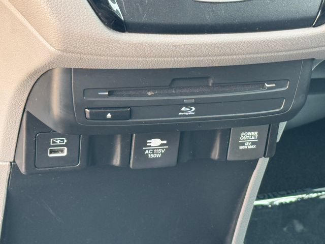 Used 2023 Honda Odyssey Touring image 25