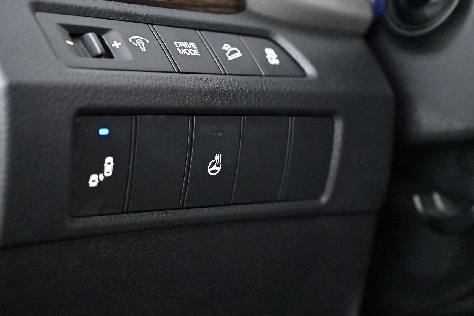 Used 2017 Hyundai Santa Fe Sport w/ 2.4L Tech Package 04 image 22