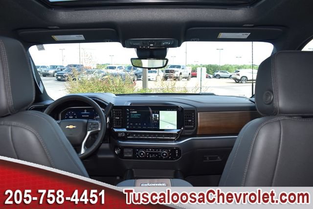 New 2026 Chevrolet Silverado 2500 High Country w/ High Country Premium Package AWD/4WD image 3