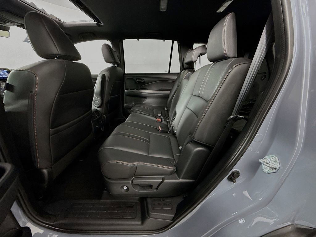 Certified 2022 Honda Pilot TrailSport image 23