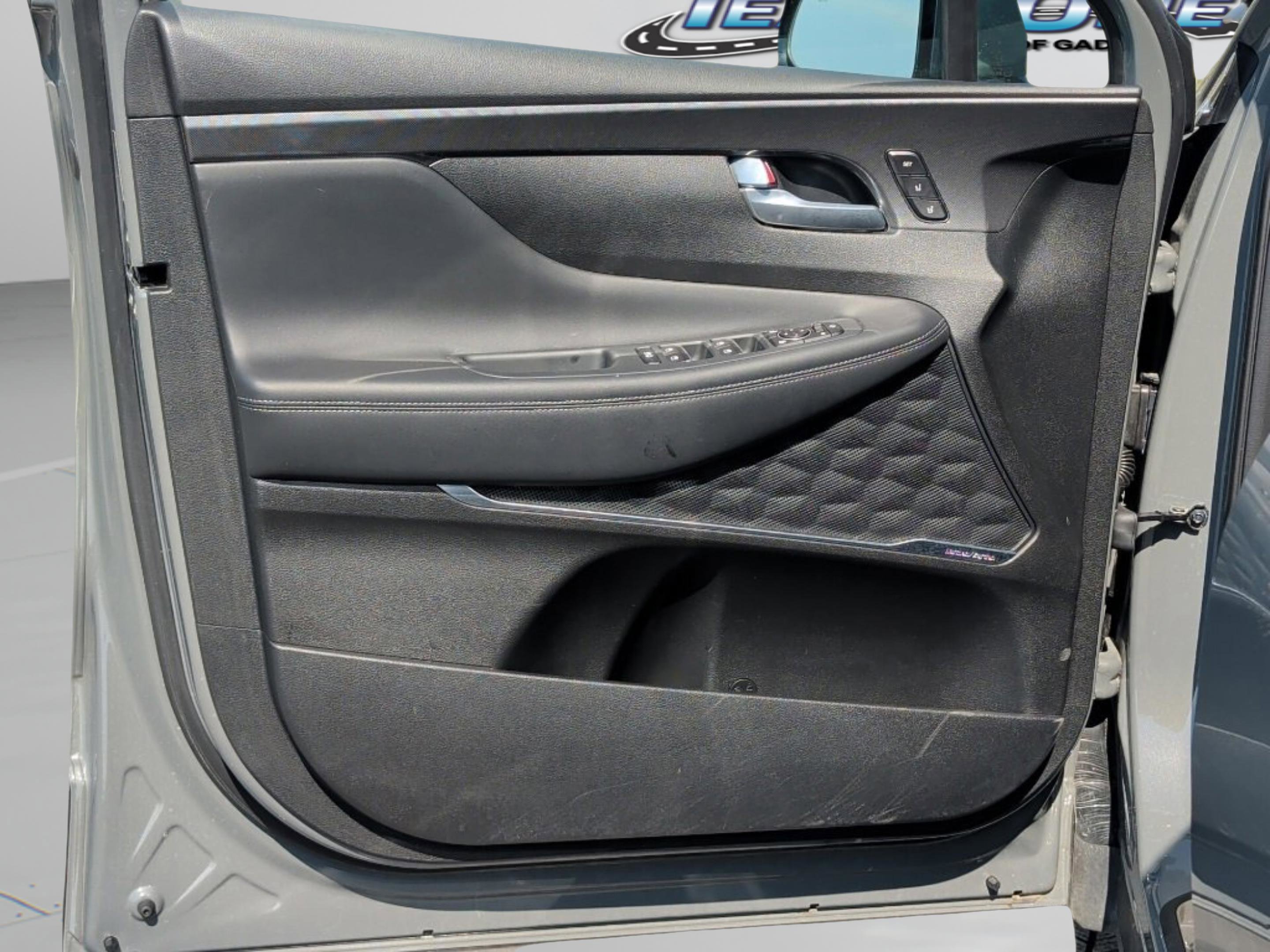 Used 2023 Hyundai Santa Fe Limited image 20