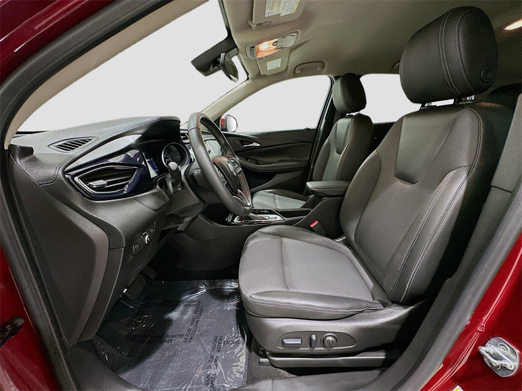 Used 2023 Buick Encore GX Select w/ Safety Package II image 21
